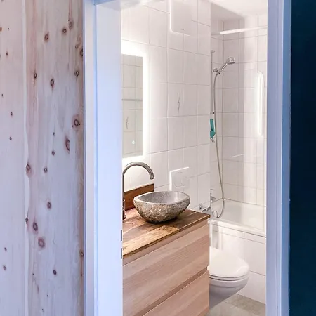 Modernes Alpenstudio Mit Bergblick, Pool Und Sauna 公寓 圣莫里茨