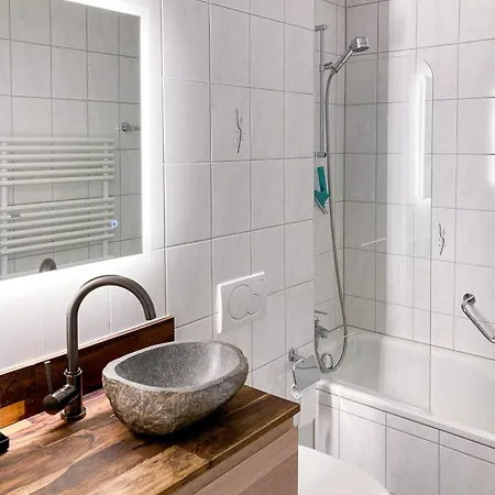 Modernes Alpenstudio Mit Bergblick, Pool Und Sauna 公寓 圣莫里茨