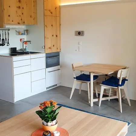 Modernes Alpenstudio Mit Bergblick, Pool Und Sauna St Moritz